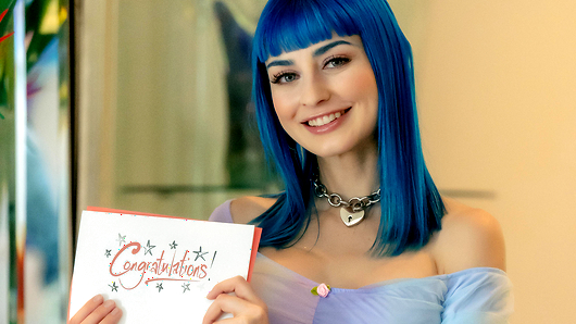 Welcome the gorgeous and most beautiful blue haired babe ever Jewelz Blu to becoming September 2020s Cherry of the Month! Jewelz is quite fond of her blue hair and does not plan on changing that any time soon. She is so excited to be with us and to be one of the few Cherrys this year. She tells a little of she came up with her name as well as some other hidden gems you may not know from her previous jobs to other little tidbits. Dive in and be ready to have one hot and wild time with Jewelz Blu this month. You will be eagerly awaiting her hot updates soon to come this entire month. Starring: Jewelz Blu. (Video duration: 12:51)